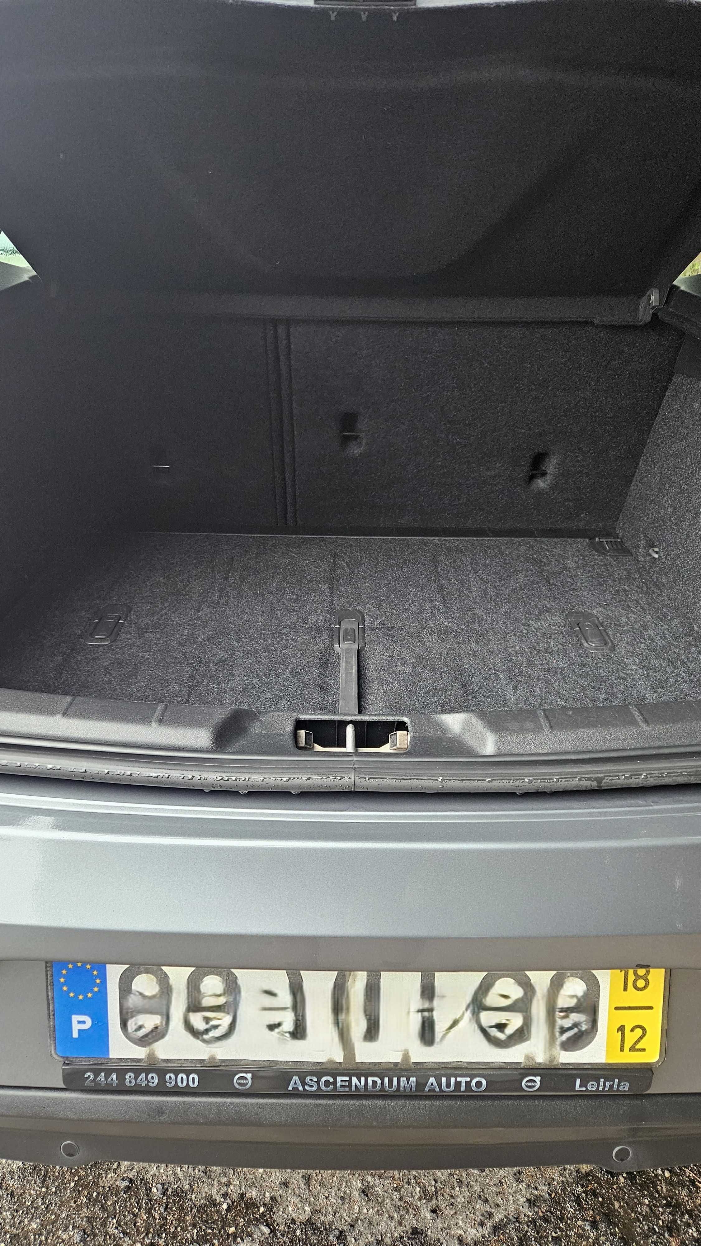 Volvo V40 Impecável! Com 150cv