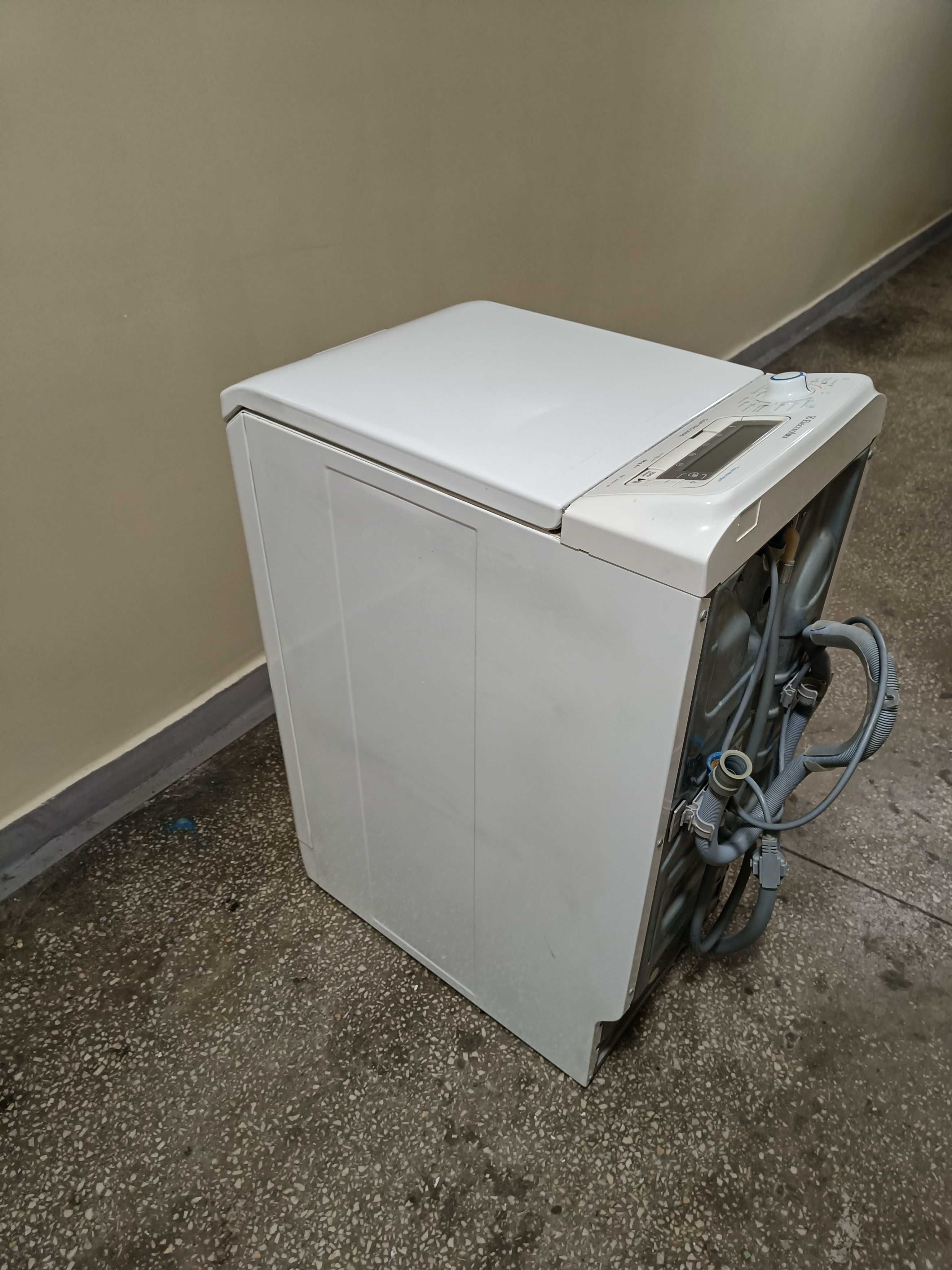 Pralka Electrolux EWT 106511 W – Uszkodzona – Ładowana od góry
