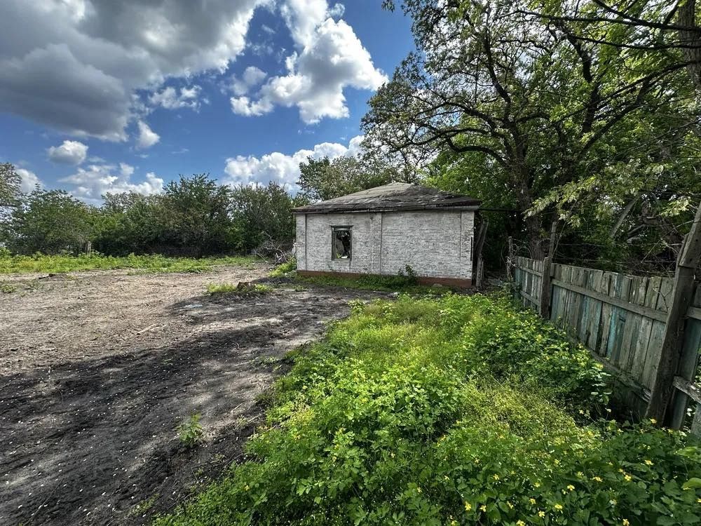 Продам дві земельні ділянки Перемоги 6 Січ