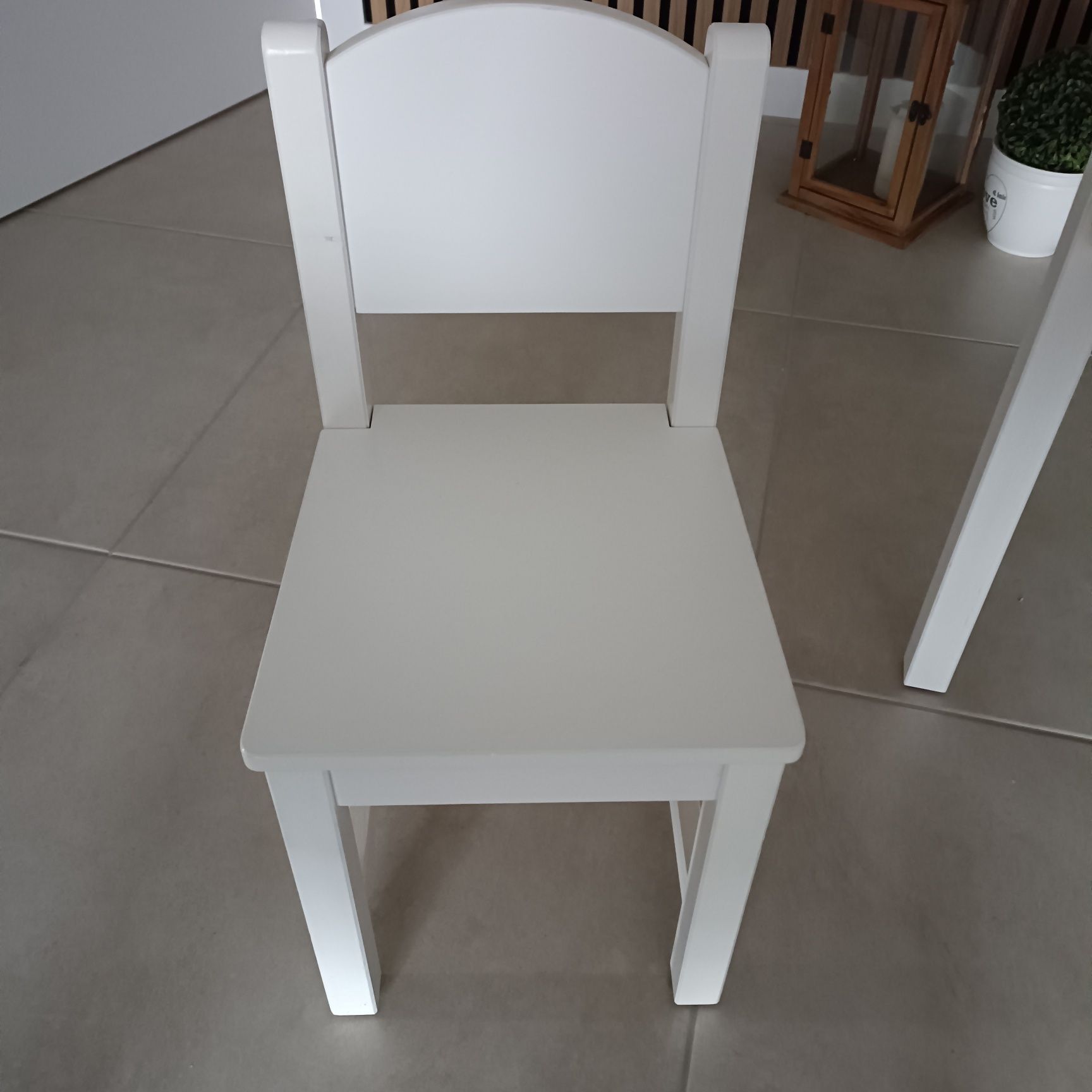 Zestaw krzesełko i stolik biurko dla dziecka Ikea Sundvik