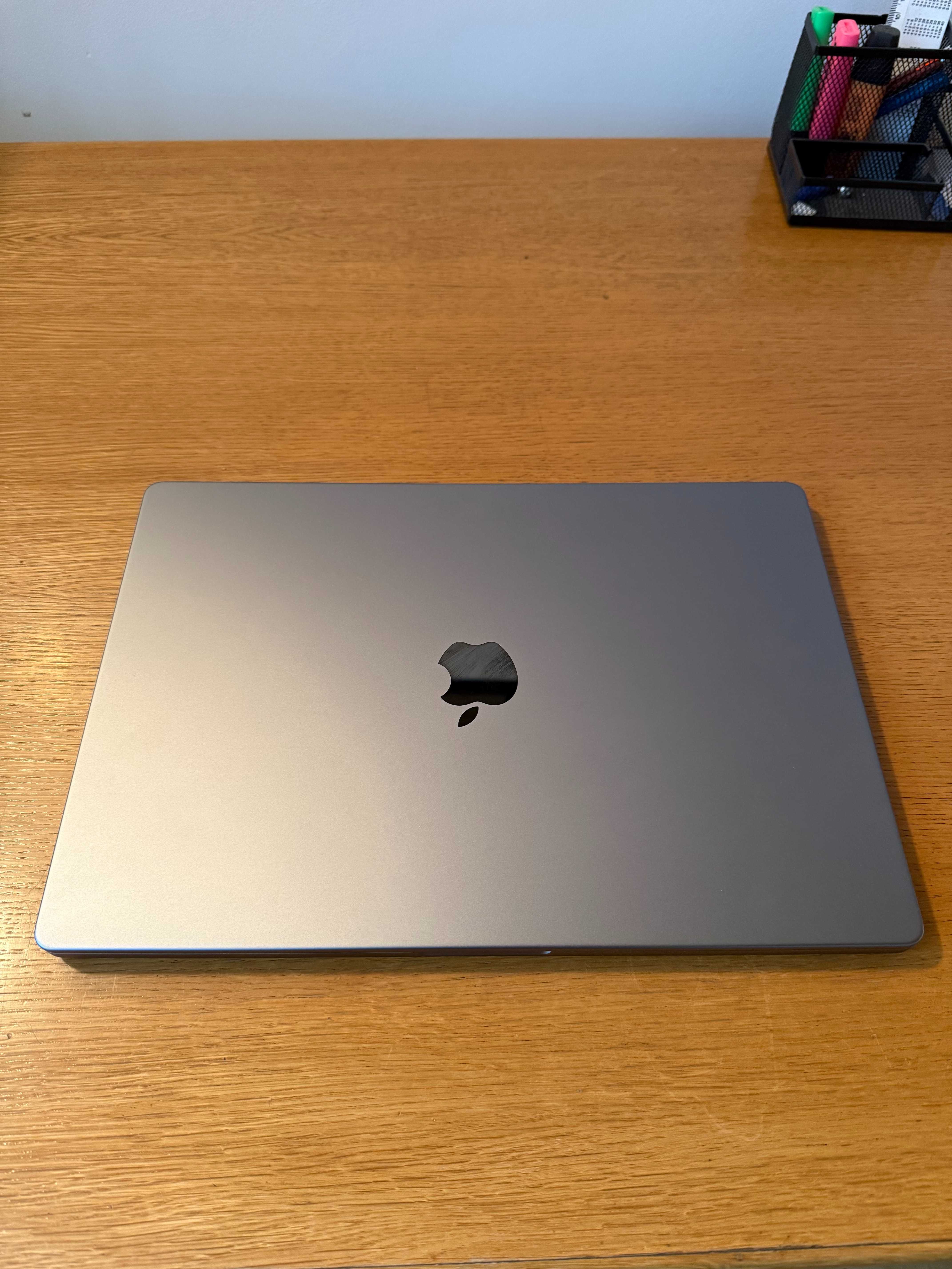 16-calowy MacBook Pro – Apple M1, model GTU06