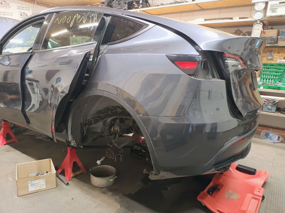Крыло капот бампер tesla model y разборка tesla model y