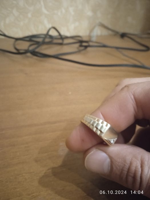 Перстень золотой 585' 5,2г 21р