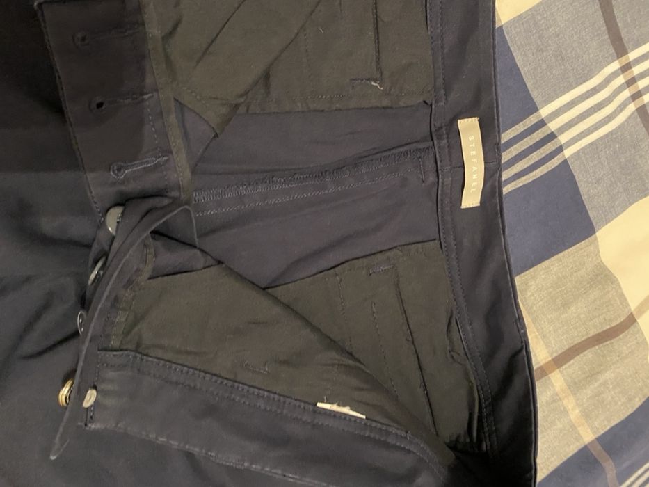 calças STEFANEL azuis escuras como novas