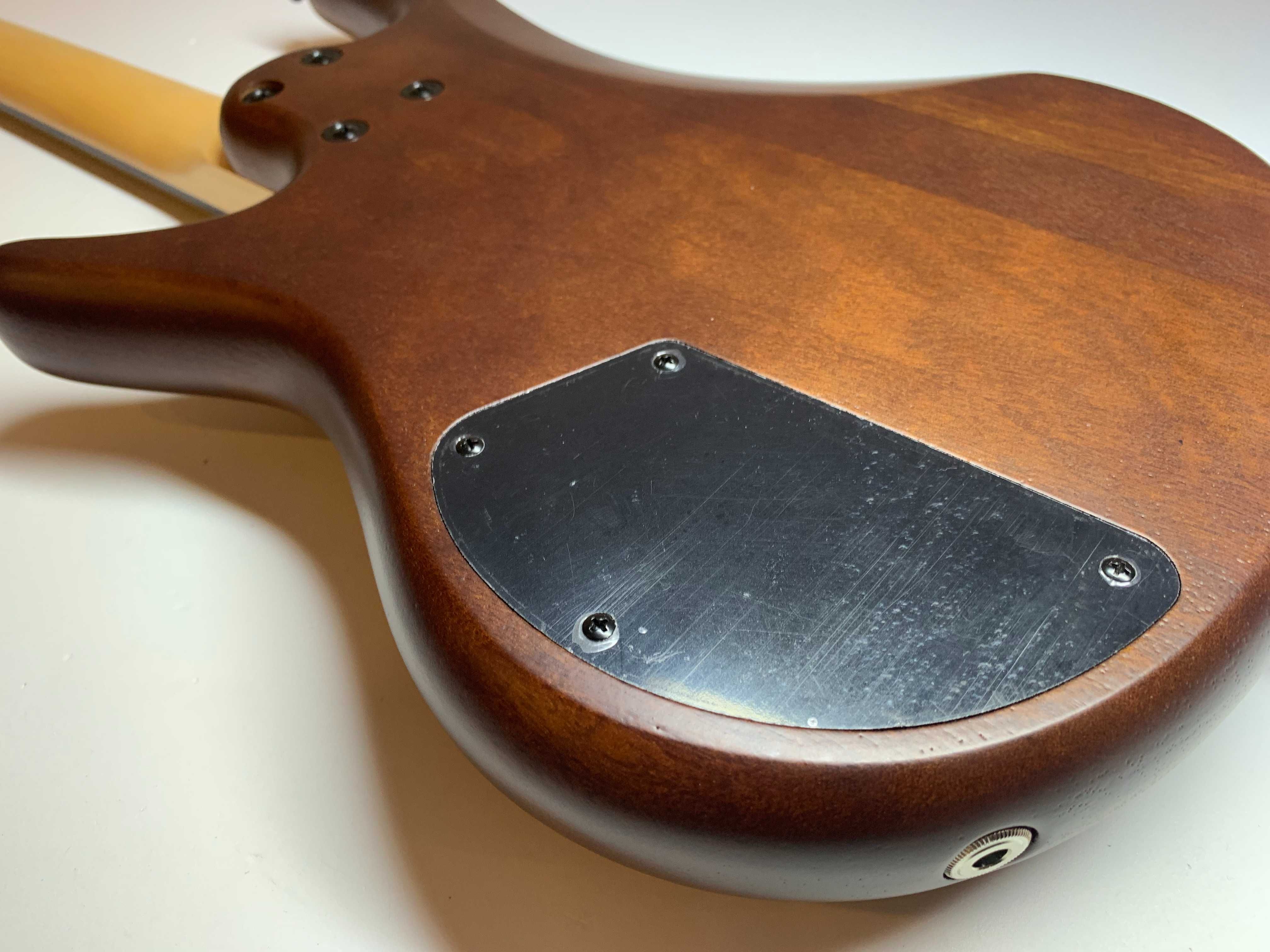 Ibanez elektryczna gitara basowa GSRM20B-WNF orzechowe wykończenie 3/4