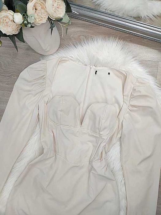 Kremowa sukienka z bufkami, długi rękaw, wesele, komunia, chrzest!