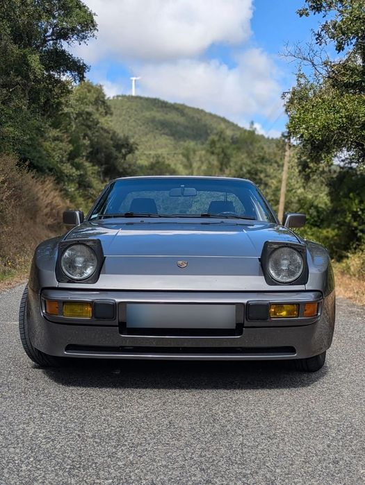 Porsche 944 S