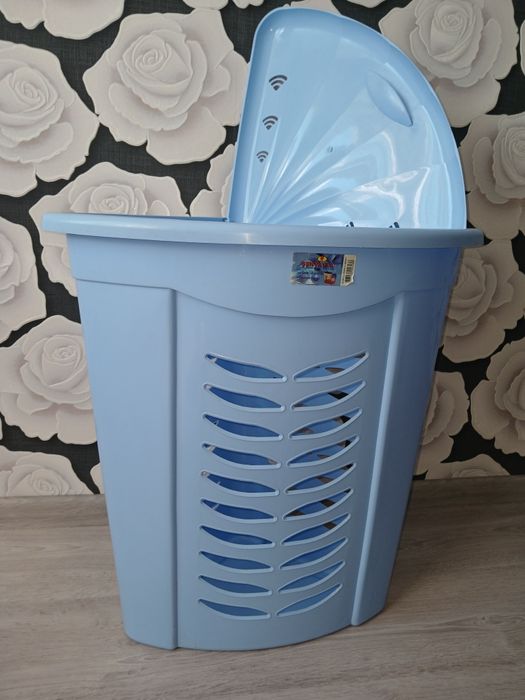 Кошик для білизни кутовий