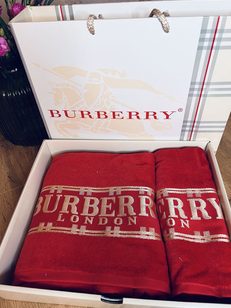 Recznik  pudelko  burberry