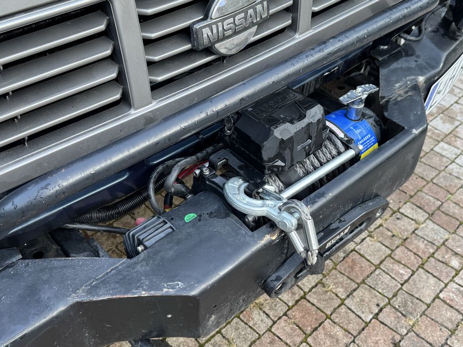 Nissan Patrol k270 RB30 klimatyzacja, hak blokada mostu automatyczna
