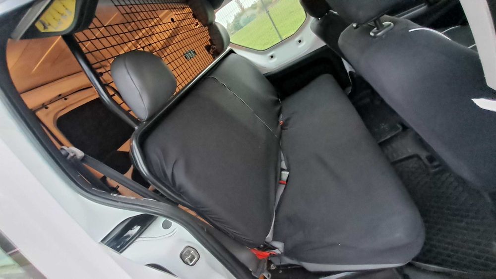 Peugeot Partner Long Tempomat 1.6HDi 2017r Klima Hak Czujniki Ekran