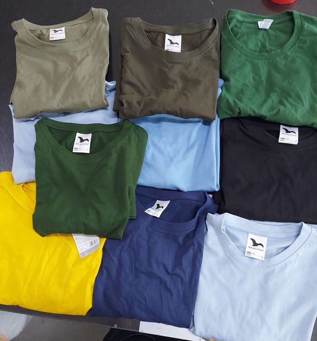 Zestaw koszulek 10 sztuk nieużywanych rozmiar L różne kolory