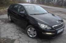 Peugeot 308 в кузові T9