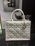 Mala branca - Christian Dior