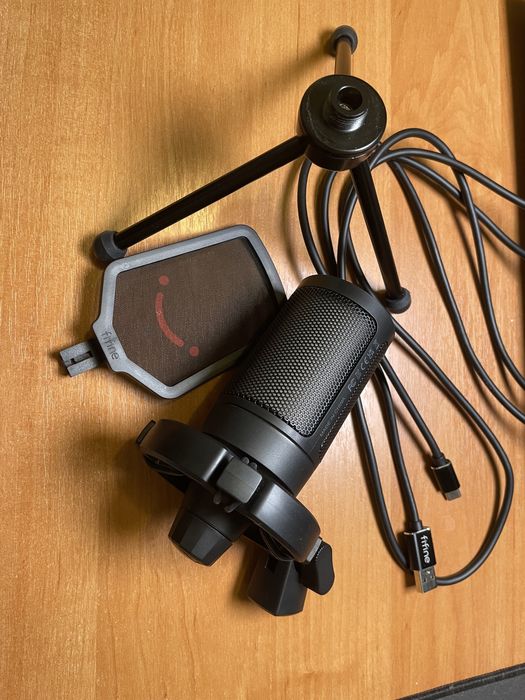 Ігровий конденсаторний USB-мікрофон FIFINE A6V AMPLIGAME