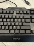 Asus cerberus klawiatura
