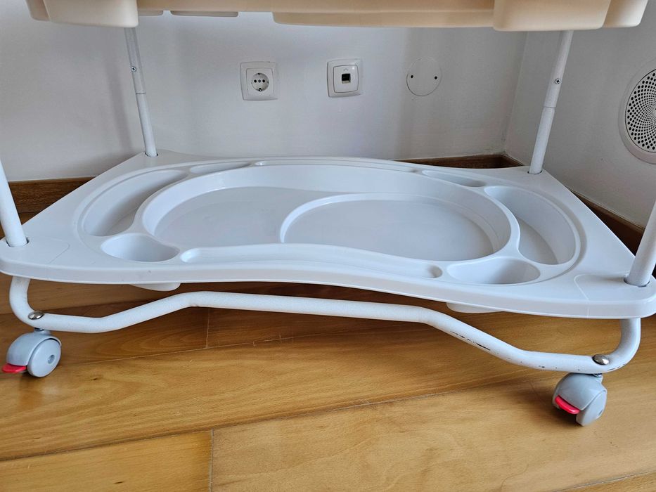 Banheira com Muda-Fralda Brevi