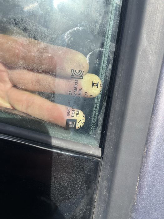 Bolt ev 23 рік 247F двері ліві задні