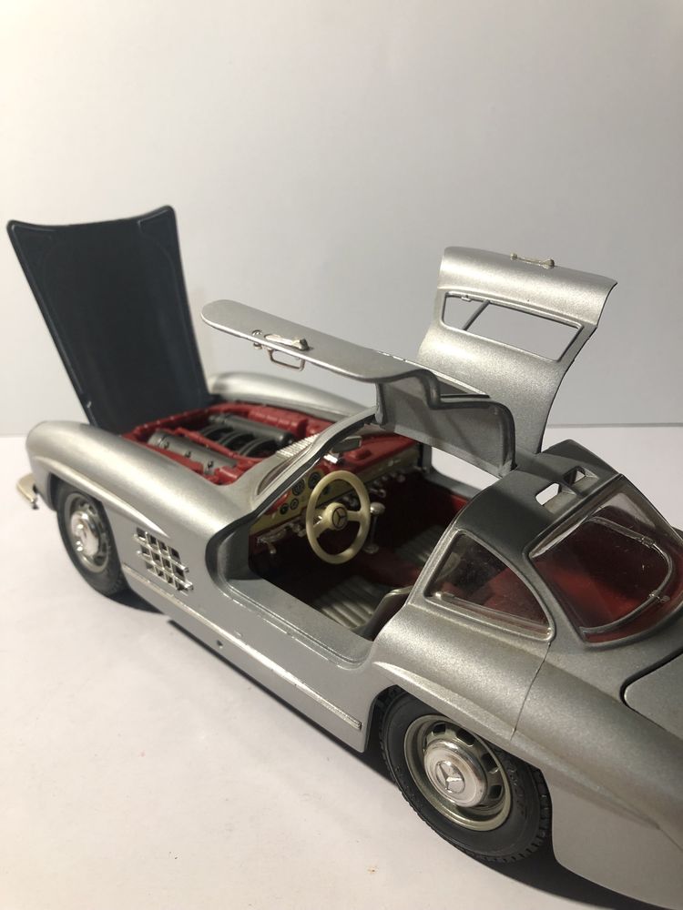 Mercedes 300SL escala 1/18