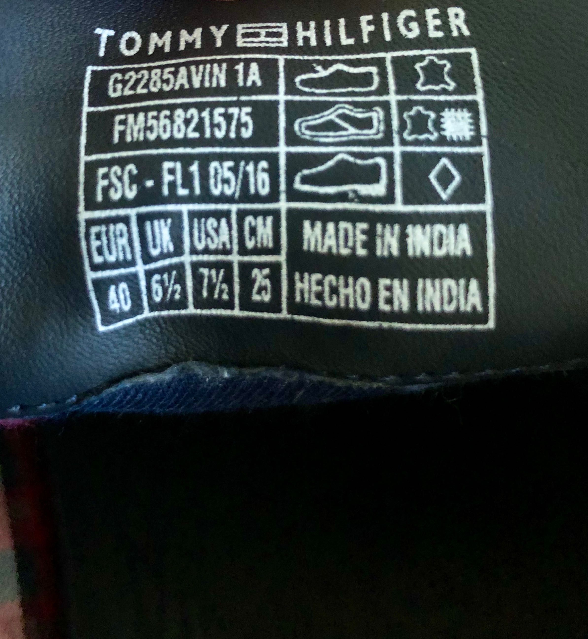 Półbuty Tommy Hilfiger, kolor koniakowy, rozmiar 40.