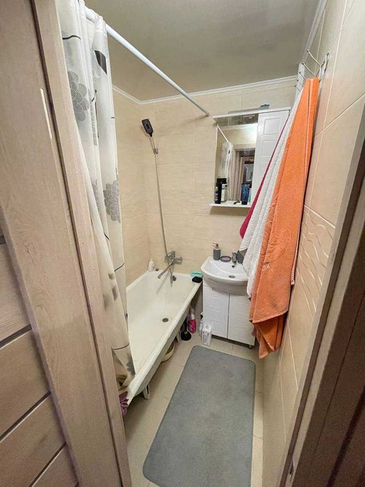 Сдам трикімнатну квартиру біля метро дарниця лівий берег