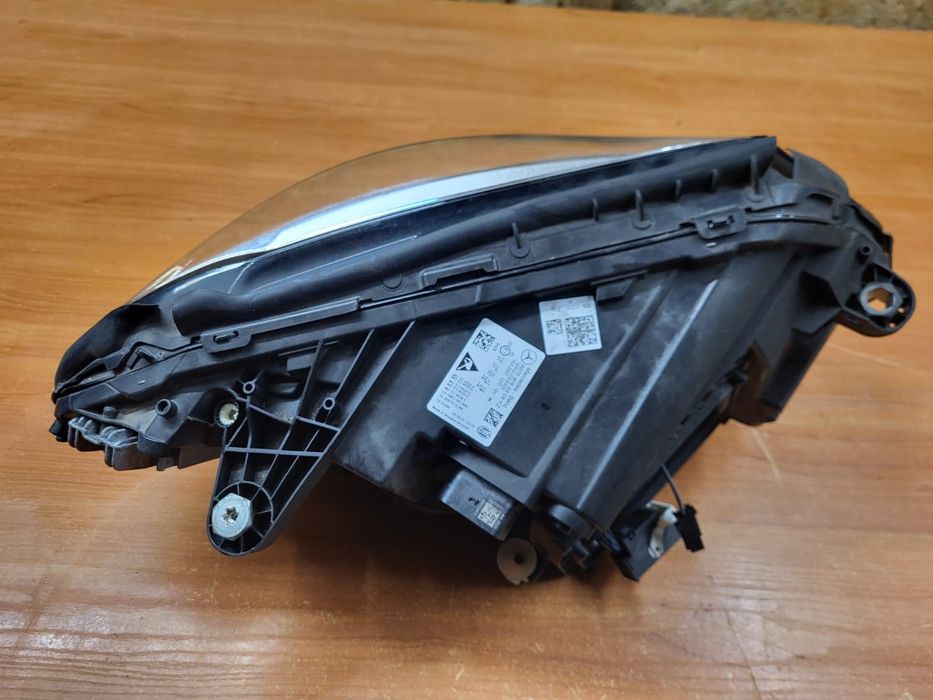 Mercedes W205 C klasa 2020r lampa lewa przednia Full Led A205.906.5906