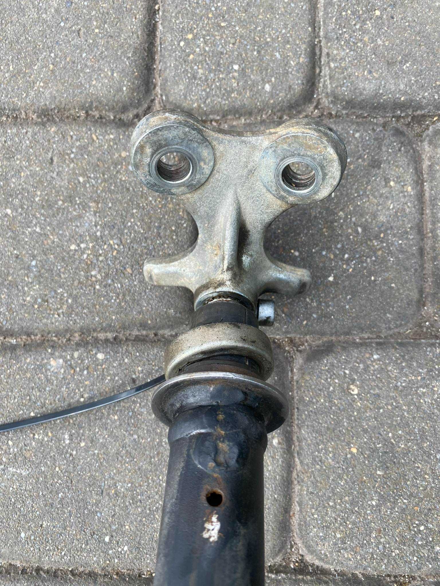 kolumna kierownicza sztyca drazkow suzuki LTR 450 r 06-11
