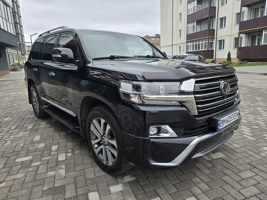 Продам Toyota Land Cruiser200