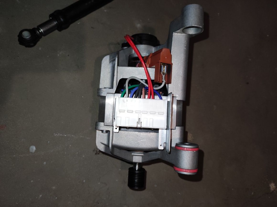 Silnik pralki Amica TAWD 6102LCW