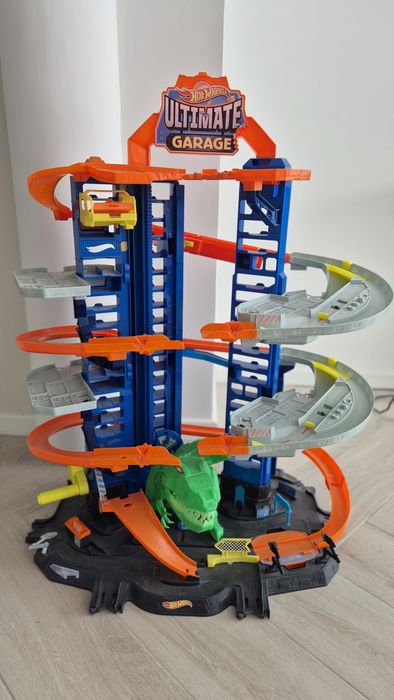 Hot Wheels City Mega Garagem