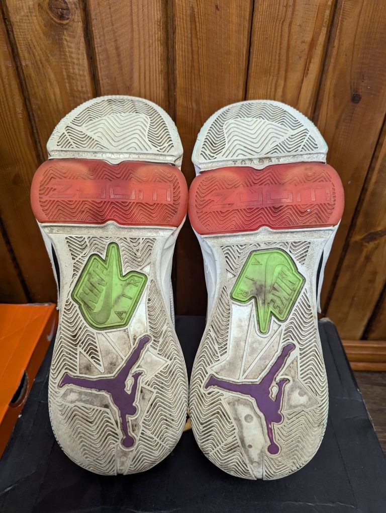 Кроссовки Nike Air Jordan Zoom 92 и Air Max 720