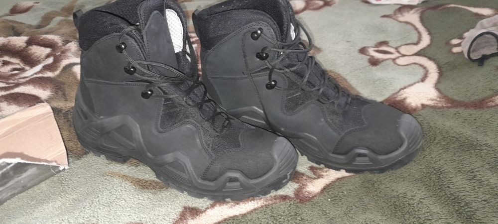 Взуття тактичне  нове