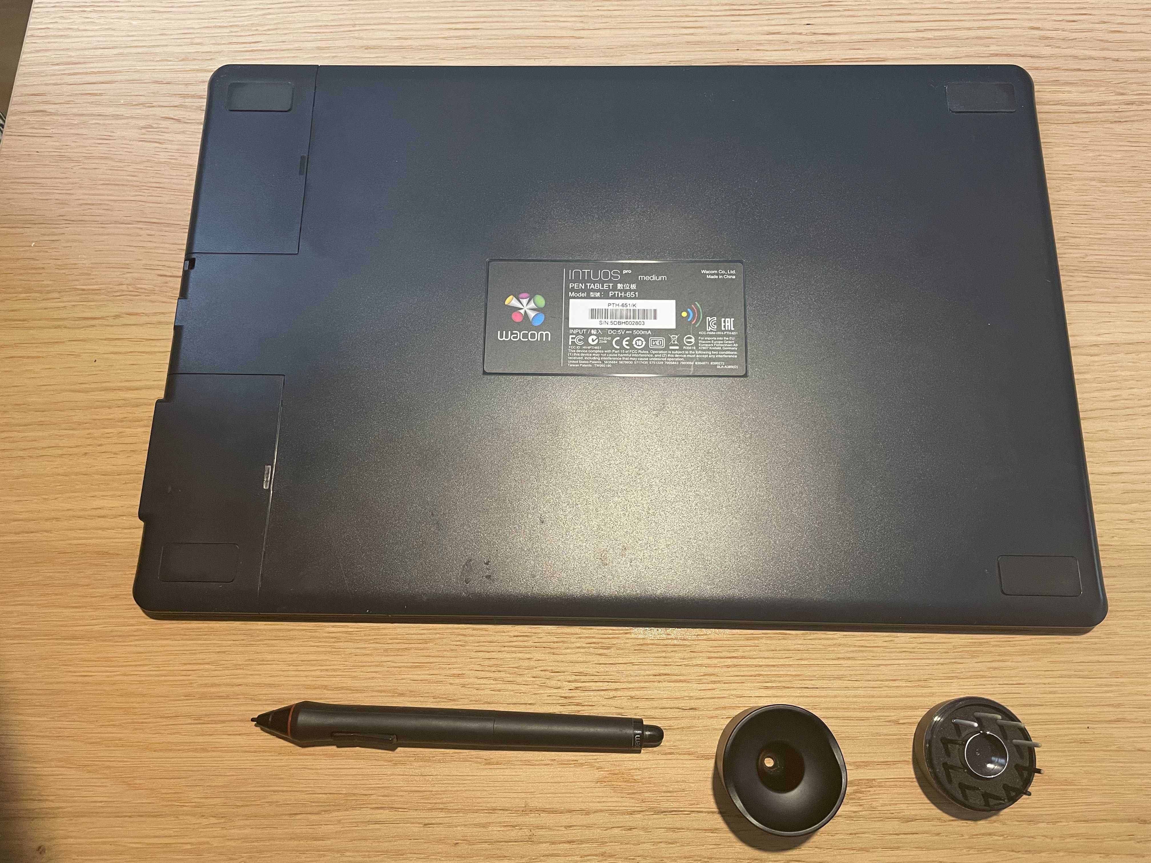Tablet graficzny Wacom Intuos Pro Medium