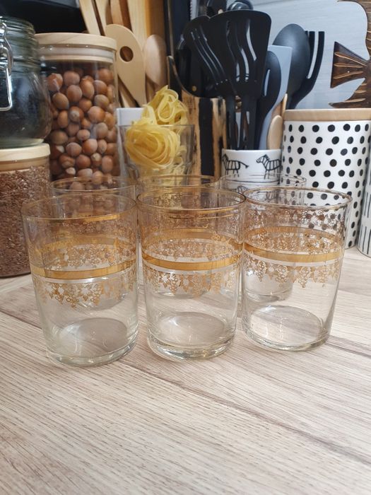 Ozdobne szklanki 6szt PRL złocone sliczne ornament