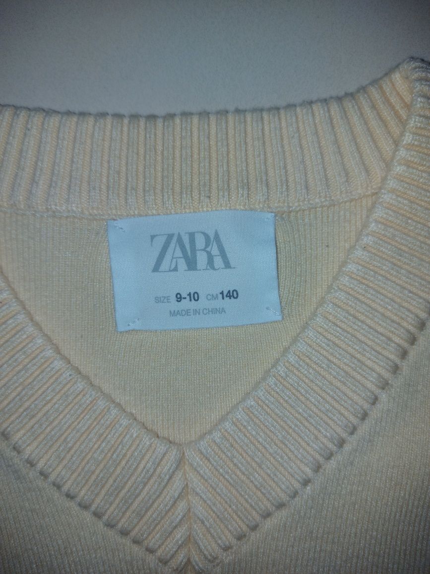 Продам кофту Zara, 140 см