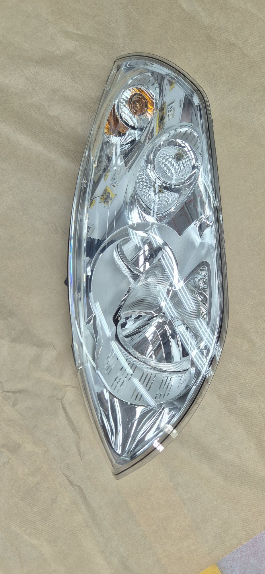Farol esquerdo opel movano/Renault Master