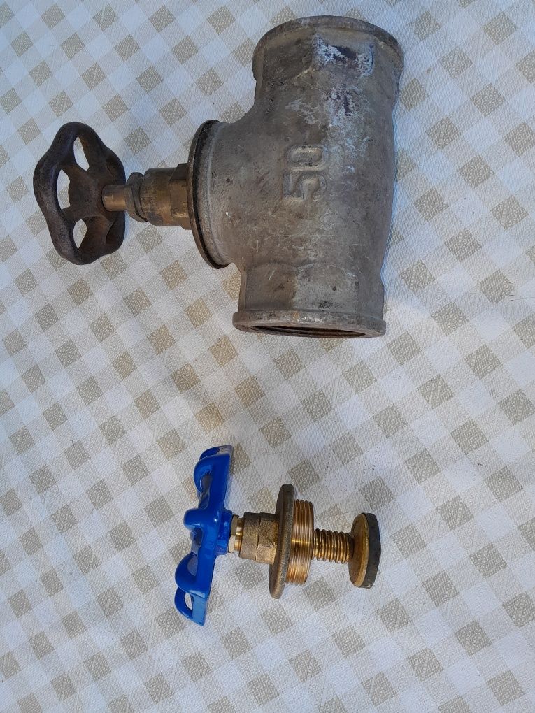 Hydraulika. Pokrętła,filtr,zawory,hydrofor i inne