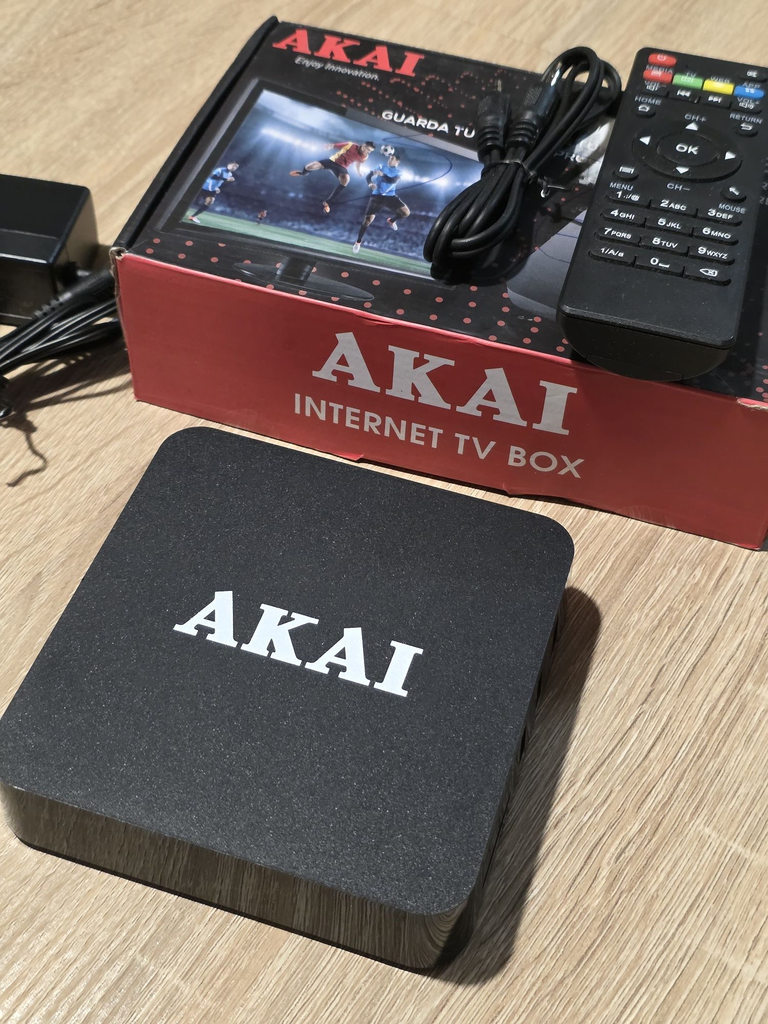 Smart tv Akai (nova)