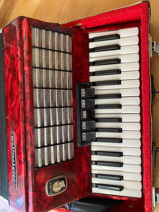 Akordeon Weltmeister 80