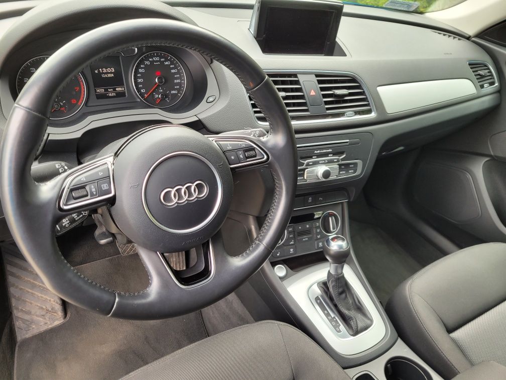 Audi Q3 s-line jak nowy