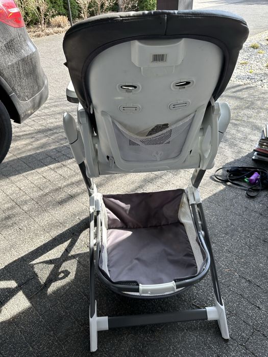 Fotelik do karmienia