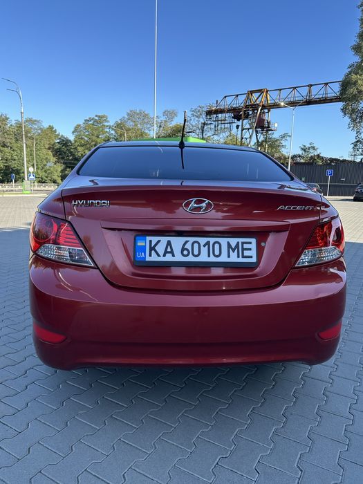 Продам Hyundai Accent , власне доглянуте авто