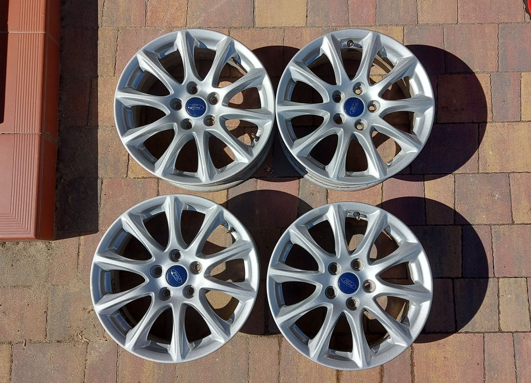 Felgi aluminiowe FORD 16 R16 5x108 ET50 Focus mk3 Mondeo mk5 C-max mk2