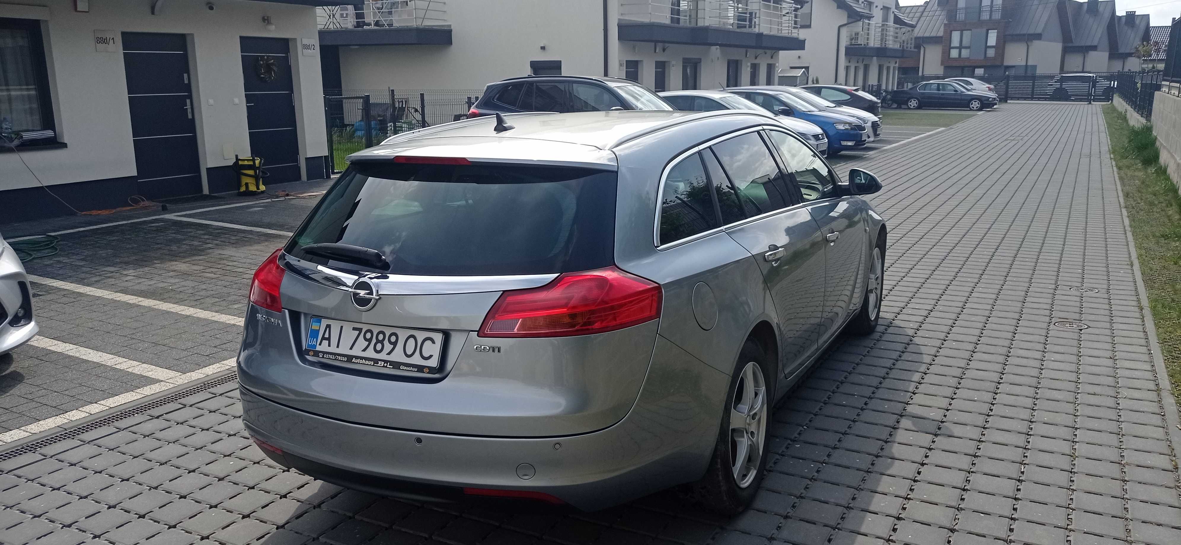 Opel insignia 2011