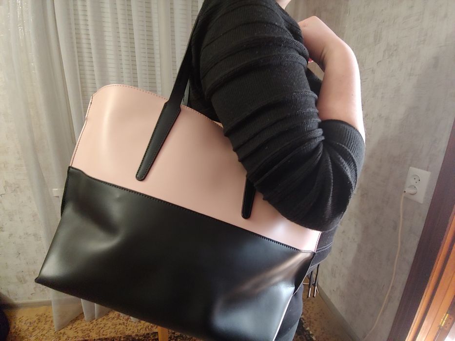 Продам кожаную сумку в идеальном состоянии