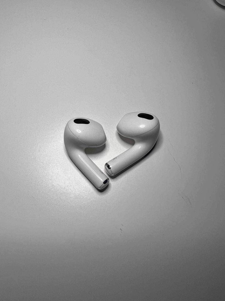 Apple AirPods 3 oryginalne JAK NOWE!