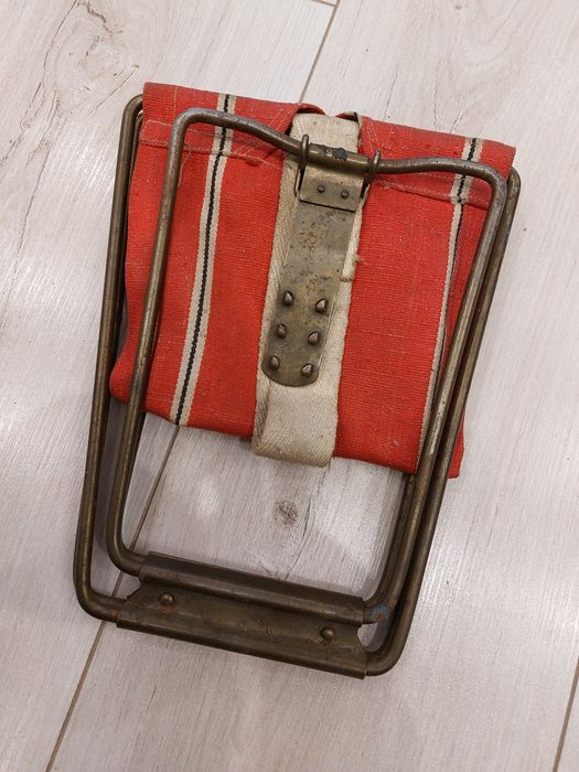 Składany stołek Rydel z czasów PRL taboret