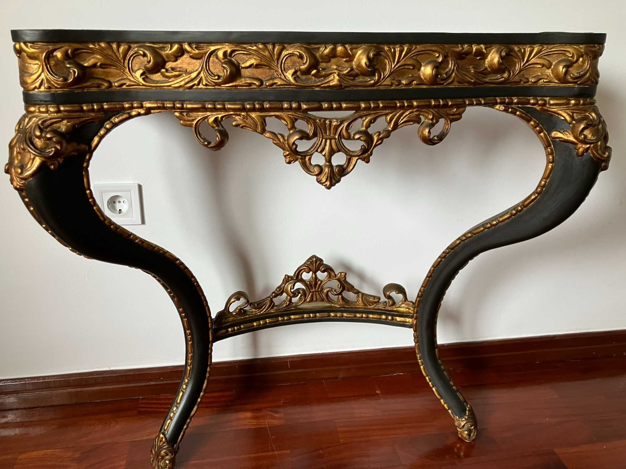 Comoda/ Móvel / consola / aparador azul - restauro e transformação