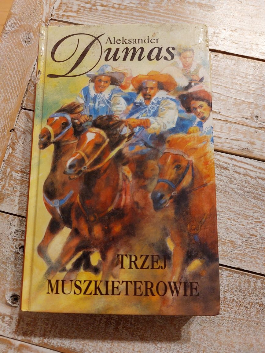 Trzej muszkieterowie. Aleksander Dumas. Twarda oprawa