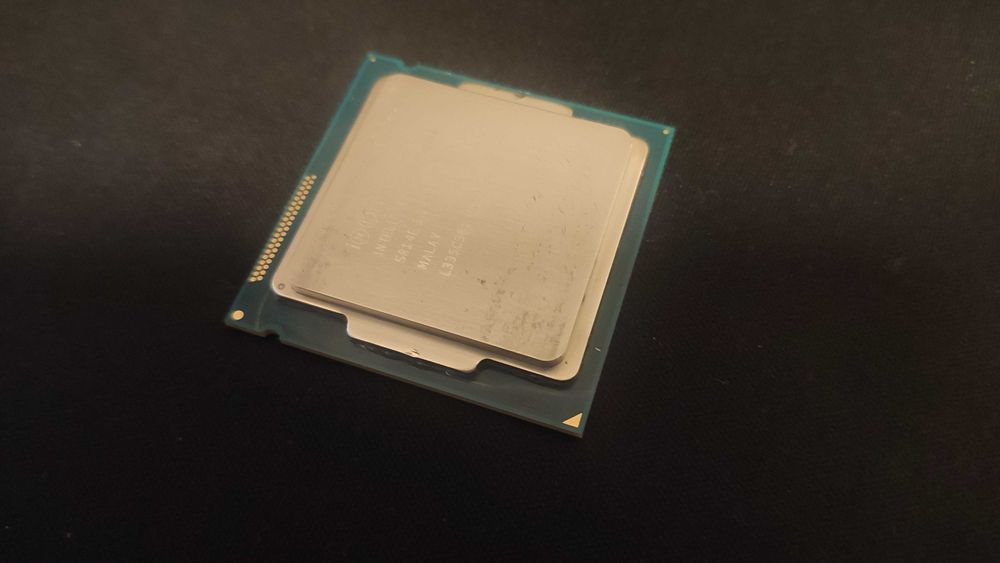Intel Core i5 457064343245562625121